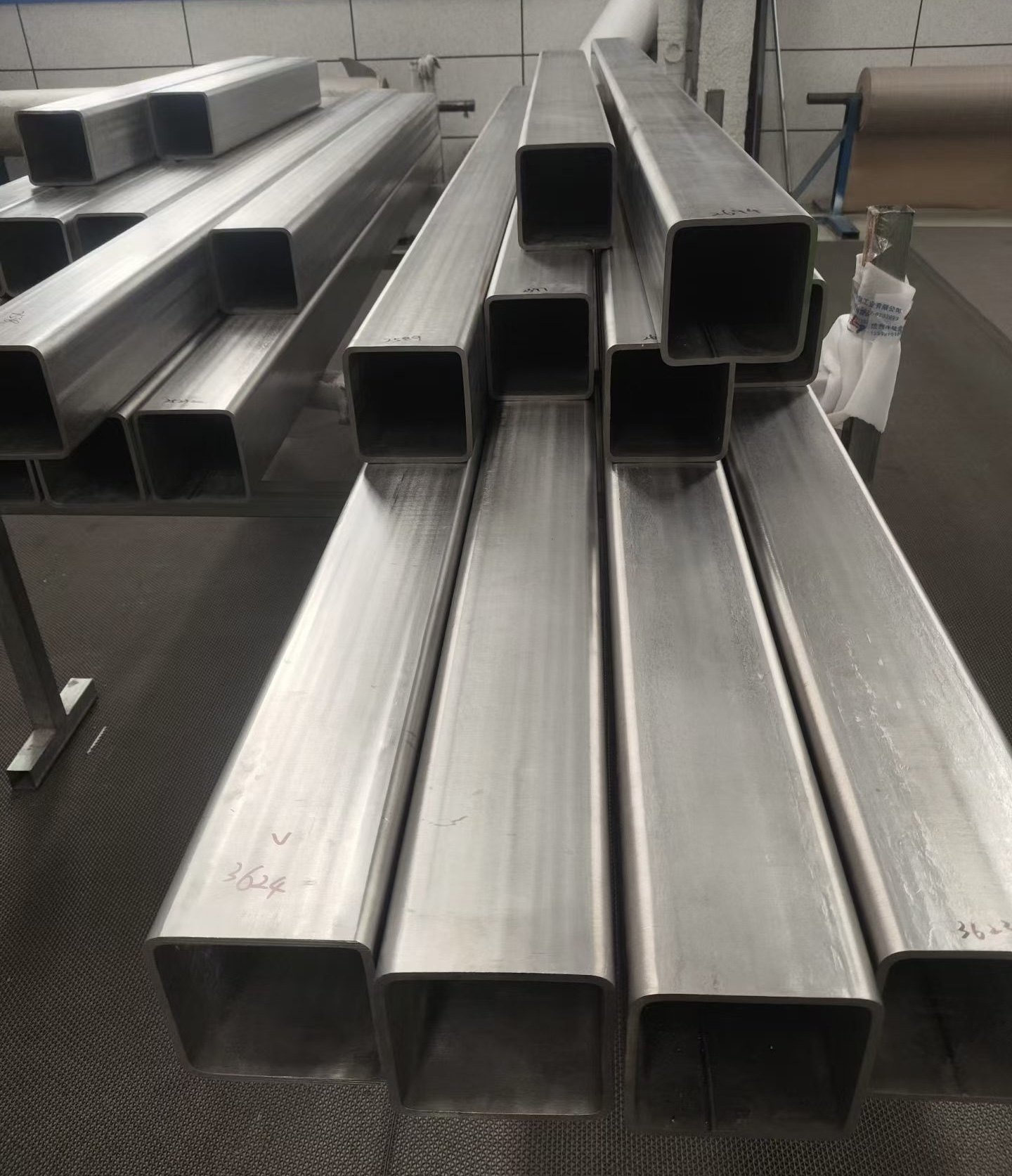 Titanium Square Tube